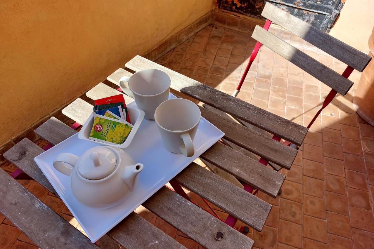 Trevi Acomodação com café da manhã  3*