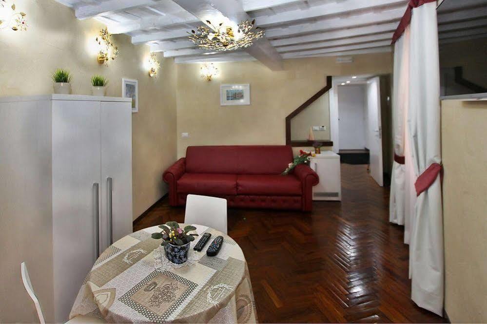 Trevi Acomodação com café da manhã  3*